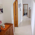 Sofiamarholidays- Casa Manuela דירה